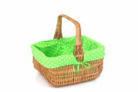 Piknikowy koszyk z wikliny