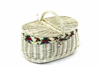Koszyk z wikliny białej na piknik